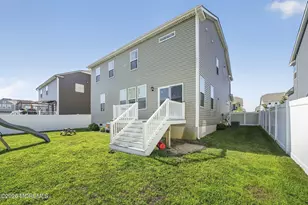 30 Holloway Ave, Manahawkin, NJ 08050 - Photo 5