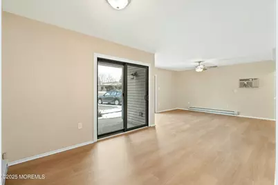 43 Eastport Court, Red Bank, NJ 07701 - Photo 7