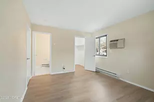 43 Eastport Ct, Red Bank, NJ 07701 - Photo 9