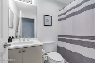 4 Grove Ct, Asbury Park, NJ 07712 - Photo 33