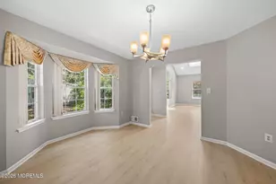 43 Sapphire Ln, Franklin, NJ 08823 - Photo 9