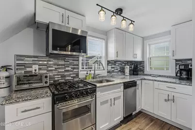 313 Grant Avenue, Seaside Heights, NJ 08751 - Photo 3
