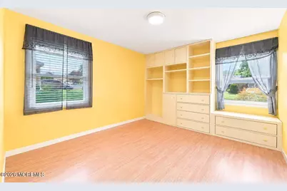 53 Ivy Way, Aberdeen Township, NJ 07747 - Photo 11