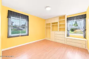 53 Ivy Way, Aberdeen Township, NJ 07747 - Photo 11