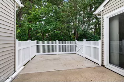 85 Woodshill Drive N, Lakewood, NJ 08701 - Photo 17