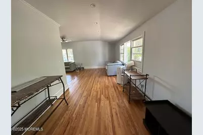 421 W Lincoln Avenue, Oakhurst, NJ 07755 - Photo 11
