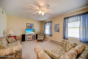 42 Piazza Correale, Freehold, NJ 07728 - Photo 13