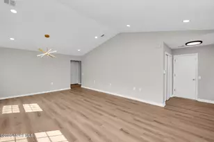 12 Kendal Dr, Toms River Township, NJ 08757 - Photo 9