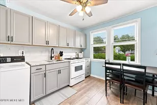 22 Barker Ave, Shrewsbury, NJ 07724 - Photo 9