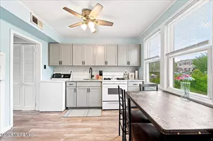22 Barker Ave, Shrewsbury, NJ 07724 - Photo 7