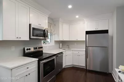 67 E Highland Avenue, Atlantic Highlands, NJ 07716 - Photo 5