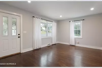 67 E Highland Avenue, Atlantic Highlands, NJ 07716 - Photo 9