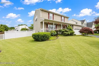 30 Kentucky Drive, Hazlet Township, NJ 07730 - Photo 3