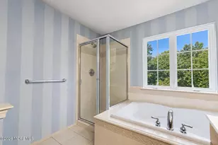26 Summerhill Ave, Jackson, NJ 08527 - Photo 23