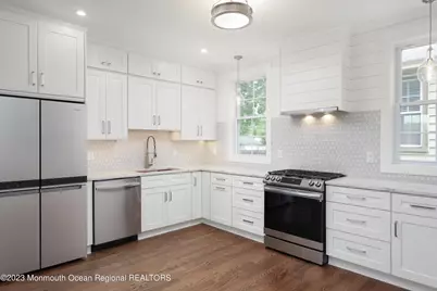 55 Hudson Avenue, Red Bank, NJ 07701 - Photo 11