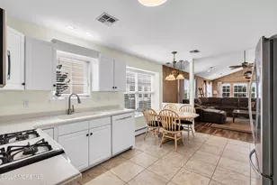155 Skyline Dr, Lakewood, NJ 08701 - Photo 33