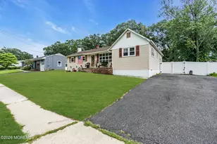 44 Lake Dr, Howell Township, NJ 07731 - Photo 7