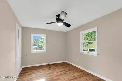 18 Maple Avenue, Eatontown, NJ 07724 - Photo 35