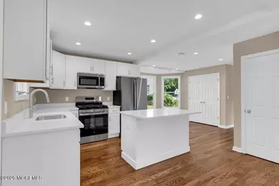 18 Maple Avenue, Eatontown, NJ 07724 - Photo 9