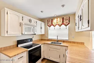 8 Weybridge Pl, Manchester Township, NJ 08759 - Photo 9