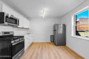 10 Monmouth St, Red Bank, NJ 07701 - Photo 9