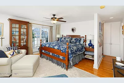 100 Trenton Avenue, Point Pleasant Beach, NJ 08742 - Photo 37