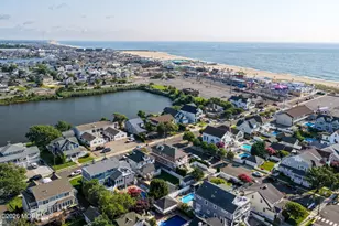 100 Trenton Ave, Point Pleasant Beach, NJ 08742 - Photo 5