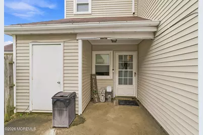 8 Cooper Court, Freehold, NJ 07728 - Photo 5