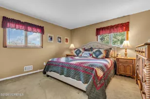 10 Garrett Pl, New Monmouth, NJ 07748 - Photo 33