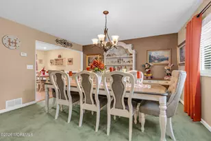 10 Garrett Pl, New Monmouth, NJ 07748 - Photo 7