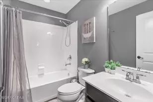 33 Michael Dr, Tinton Falls, NJ 07712 - Photo 21