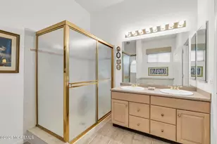16 Bellflower Dr, Lakewood, NJ 08701 - Photo 35
