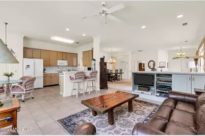 16 Bellflower Drive, Lakewood, NJ 08701 - Photo 19