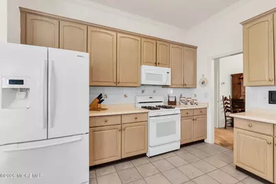 16 Bellflower Drive, Lakewood, NJ 08701 - Photo 29