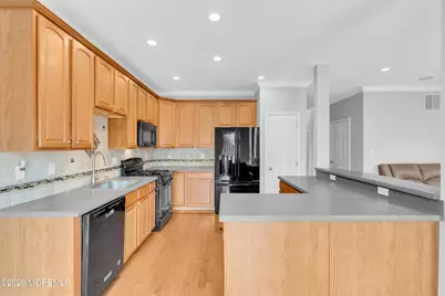 94 Deepwater Circle, Manalapan Township, NJ 07726 - Photo 13