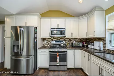 24 Claire Circle, Howell Township, NJ 07731 - Photo 13