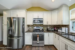 24 Claire Cir, Howell Township, NJ 07731 - Photo 13