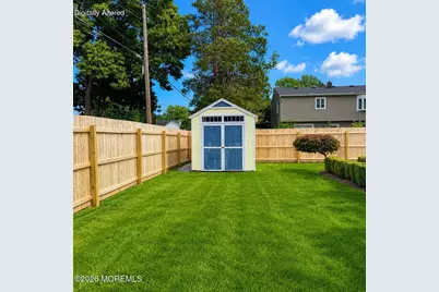 565 Sumner Avenue, Belford, NJ 07718 - Photo 25