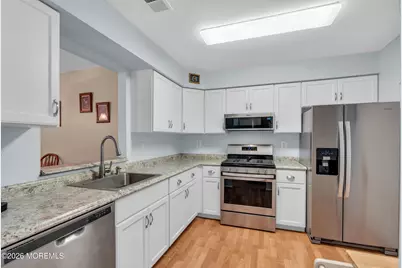 121 Dumbarton Hill Court, Aberdeen Township, NJ 07747 - Photo 3