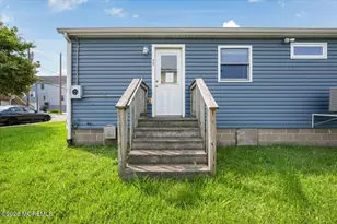 303 Union Ave, Union Beach, NJ 07735 - Photo 23
