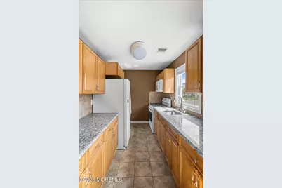 303 Union Avenue, Union Beach, NJ 07735 - Photo 15