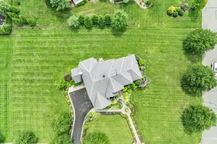 380 Peter Forman Dr, Freehold, NJ 07728 - Photo 3