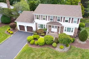 20 Cooperhawk Dr, Manalapan Township, NJ 07726 - Photo 3