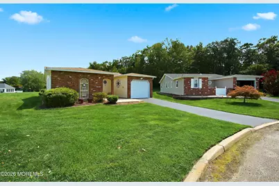 16 Longfellow Court, Brick, NJ 08724 - Photo 3