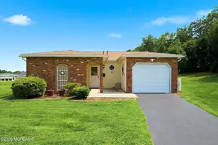 16 Longfellow Ct, Brick, NJ 08724 - Photo 1