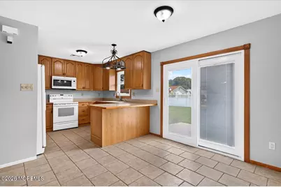 404 5th Street, Waretown, NJ 08758 - Photo 7