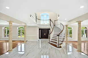 1 Parkwood Ln, Colts Neck Township, NJ 07722 - Photo 3