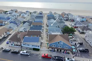 8 Brunswick Pl, Point Pleasant Beach, NJ 08742 - Photo 5