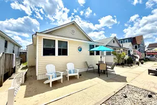 8 Brunswick Pl, Point Pleasant Beach, NJ 08742 - Photo 3