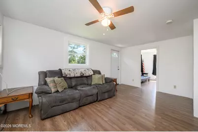 93 N Maple Avenue, Tuckerton, NJ 08087 - Photo 5